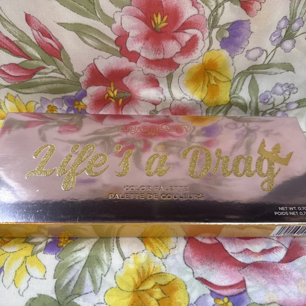 Lunar Beauty Life's A Drag Eyeshadow‎ Palette w/ Brush Manny MUA